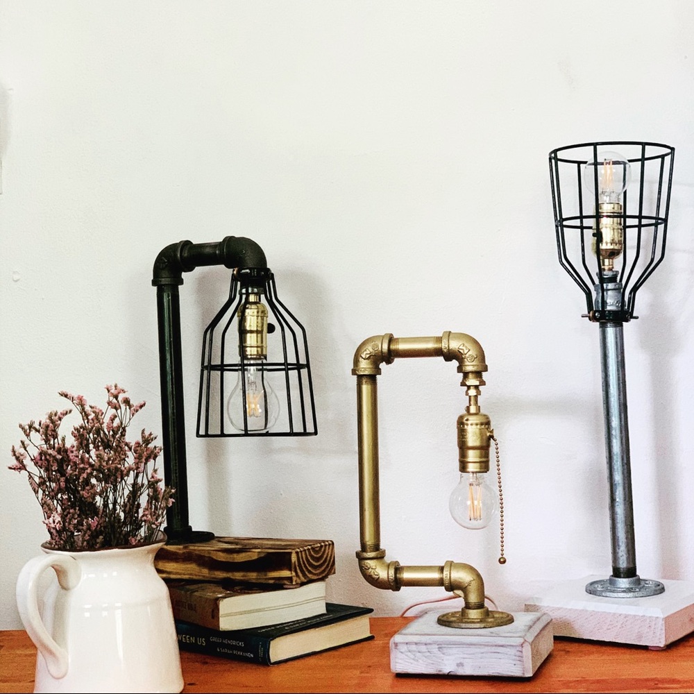 Desk lamps